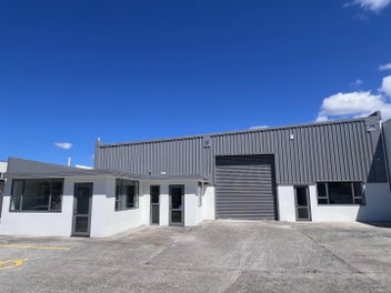 Image 1 of 18