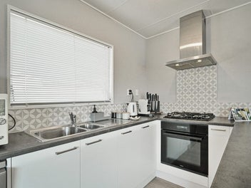 Easy Living in The Heart of Akina