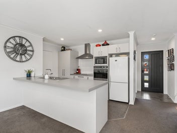 Rolleston Gem with Sheds Galore