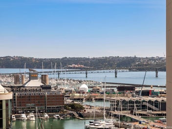 Quay West – Freehold - 74m2 – 1 Bedroom + Carpark