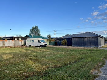 LIVE, WORK & EARN - UNIQUE MIXED-USE OPPORTUNITY