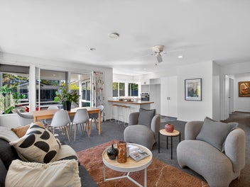 Ideal Downsize | Quiet Private Lane