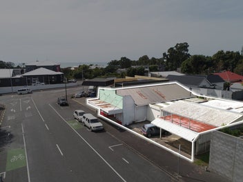 Image 1 of 21