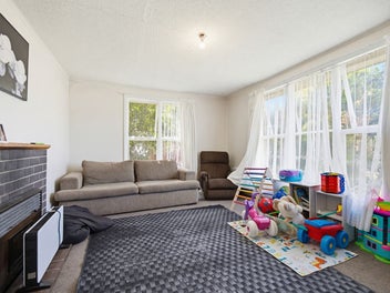 Entry Level on Bell Street