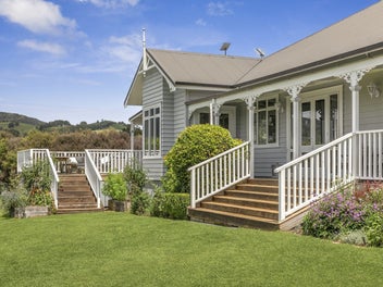 Lifestyle Villa Retreat: Peace, Privacy, Bird Life