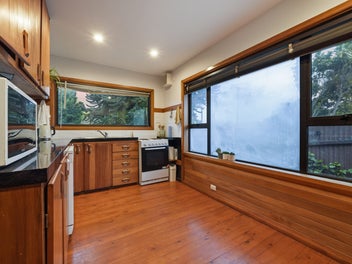 Solid Home, Serious Sale