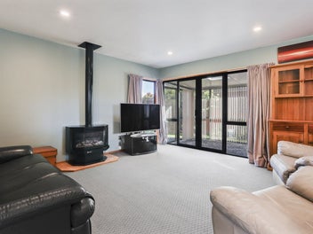 'White Magic' in a Super Location!