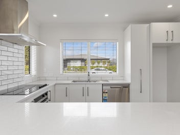 Light-filled living awaits