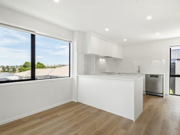 Now Finished 3 Beds With Garages - Only 1 Left!