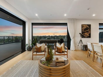$50k price drop. Vendor is motivated. View today.
