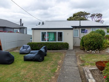 Image 1 of 8