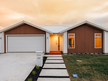 Brand-New – Warm, Modern & Move-In Ready