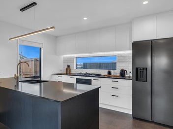 Space, Style & Superb Garaging in Townsend Fields