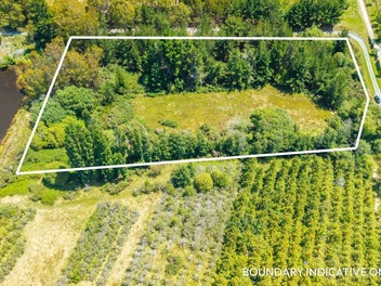 Tranquil Setting with Space to Create