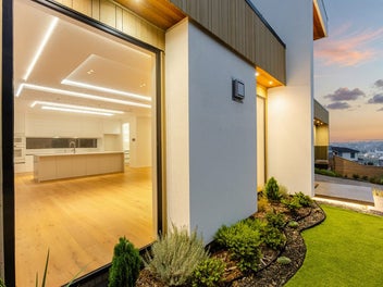 Relaxed Coastal Chic Design