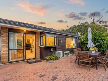 Relaxed Coastal Living - Single level