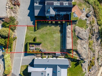 Elevated River-Front Section