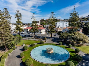 Heart of Napier - Extended Family - Income