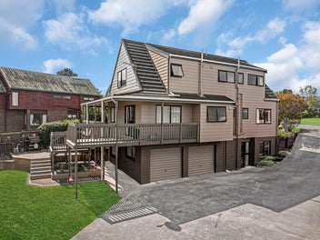 A Home Held With Love, Ready for Its Next Chapter