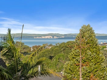 Coastal Family Living Done Right!