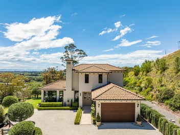 Private, Havelock North Lifestyle, Superb Views