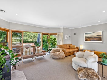 Ultimate Lifestyle Living, Two Homes, Large Shed