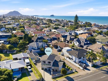 Deceased Estate Sale