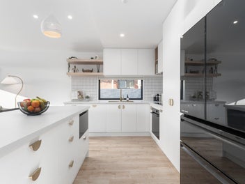 Sun filled sophistication