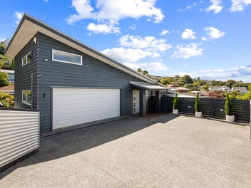 Elevated Entertainer - Idyllic Outdoor Living