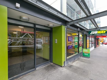 TOP FLOOR SUN & DUAL INCOME - BEO $499,000