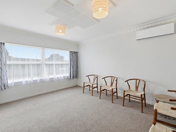 Fresh, Sunny & Ready to Enjoy