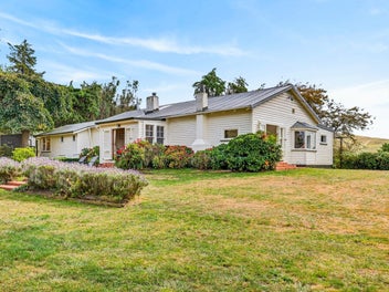 Character with Space, Privacy & Family Living