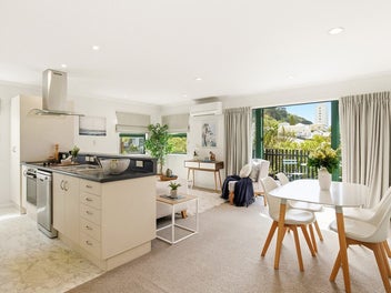 CITY-FRINGE LIVING MADE EASY | BEO $649,000