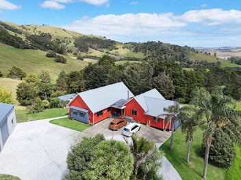 A Standout Home With Exceptional Views