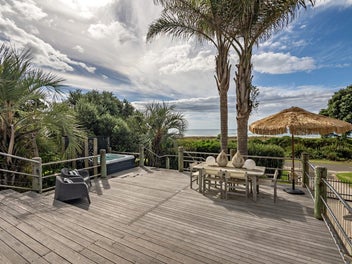 Premium Beachfront Living