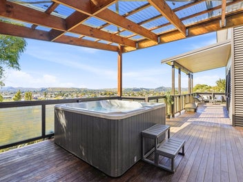 Panoramic on Parkdale