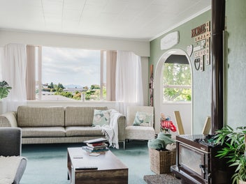 Bring Your Offers, Move in Before Winter