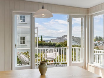 Timeless Remuera Bungalow with Stunning Views