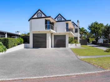 Water Views to City Lights - Vendors on the Move!