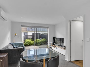 URGENT SALE-OWNERS NEED THIS SOLD ASAP