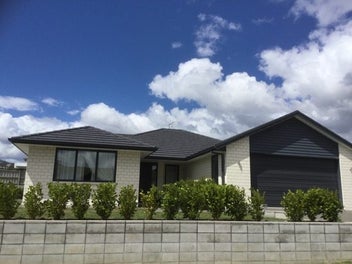 Image 1 of 23