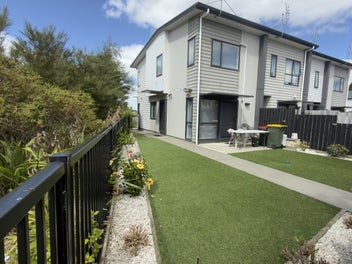 Image 1 of 11