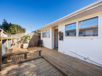Affordable Cloverlea Living with Entertaining Deck