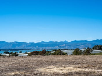 Dream Lifestyle Mapua Section with views