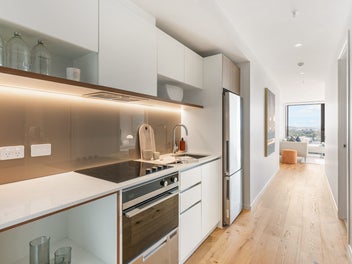 WARM COSY LIVING - ONEHUNGA MALL CLUB