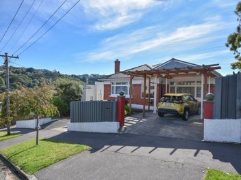 Sun-Filled Family Home with Views
