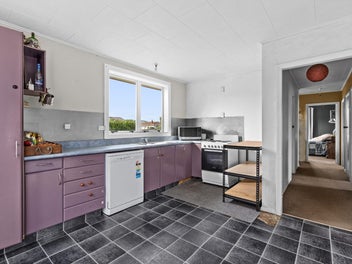 Sunny, Spacious and Full of Potential