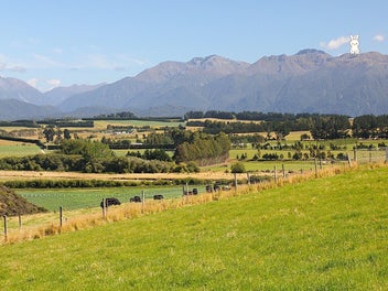 Uninterrupted Mountain Views