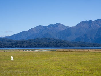 Residential Development Opportunity Near Lake