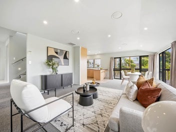 A Bright, Flexible Home in the Heart of Northcross